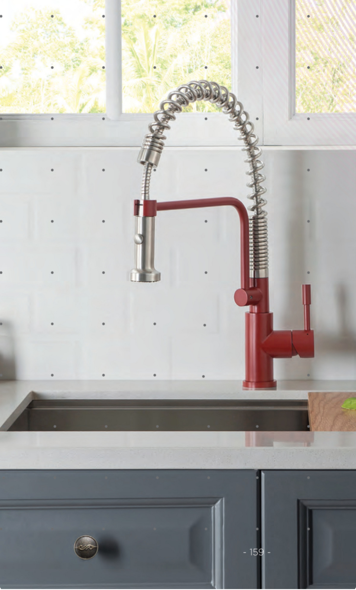 Flusso red spring kitchen faucet